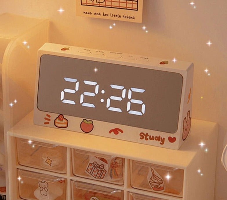 Réveil enfant mignon