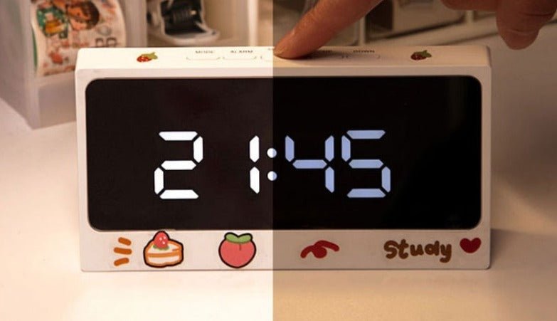 Réveil enfant mignon