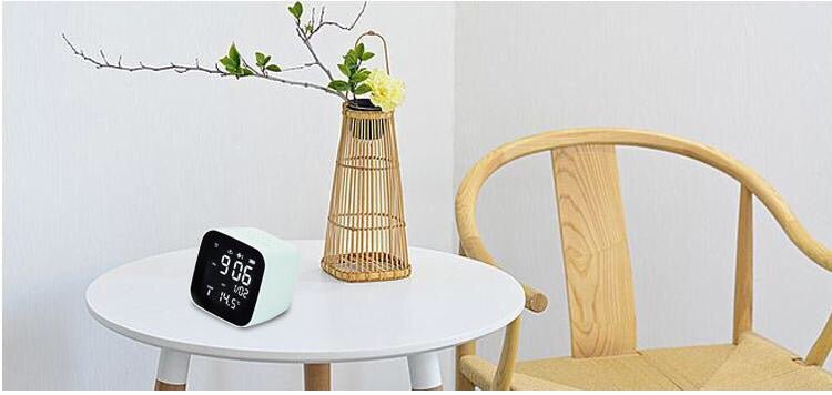 Réveil diffuseur d'huile essentiel