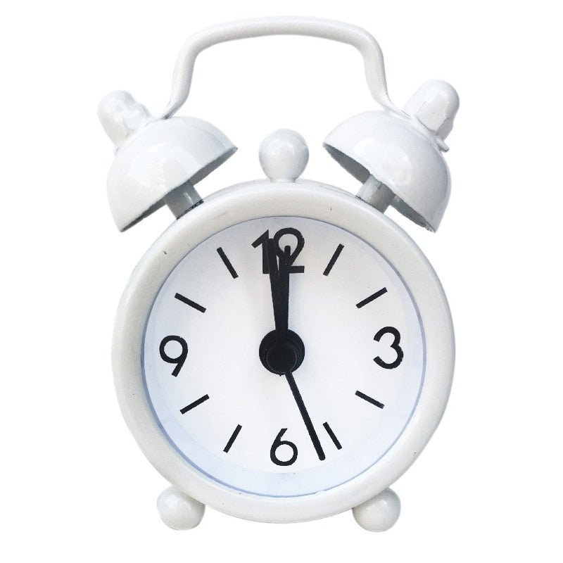 Réveil portable à aiguilles silencieuses